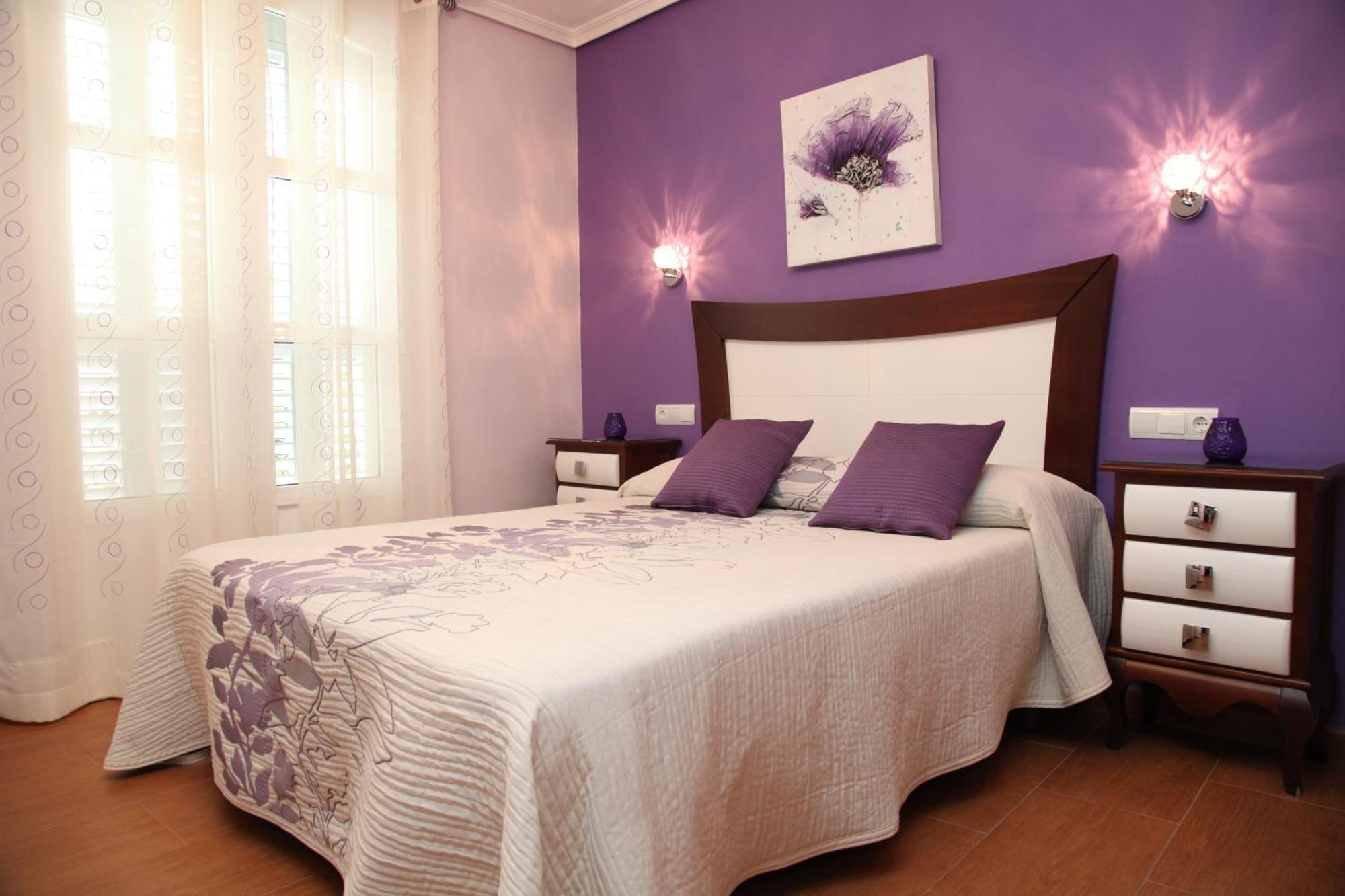 טברנס Hostal Avenida מראה חיצוני תמונה